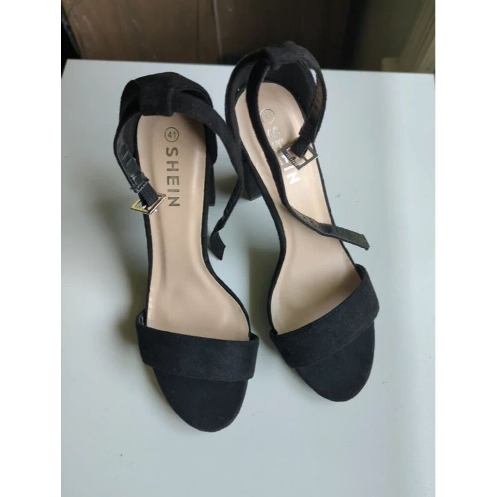Block High Heels Sandals Size 9/9.5